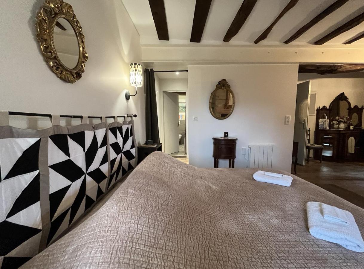 Henri& Henriette Le Studiolo D'Henri Apartment Vannes Bagian luar foto