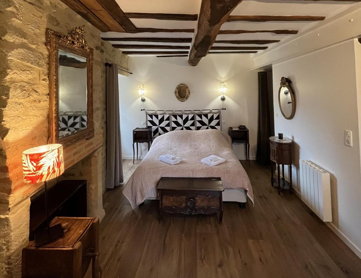 Henri& Henriette Le Studiolo D'Henri Apartment Vannes Bagian luar foto