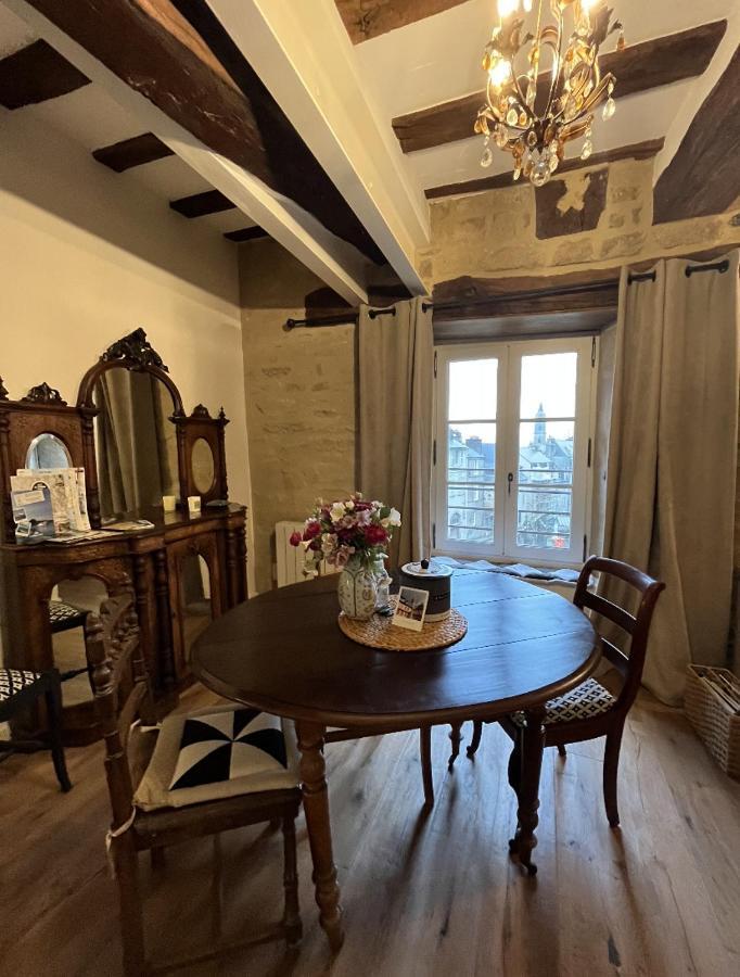 Henri& Henriette Le Studiolo D'Henri Apartment Vannes Bagian luar foto